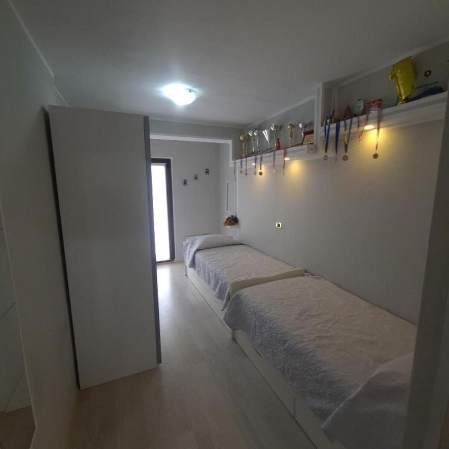 Apartments Berto - 500M To The Beach روفينج المظهر الخارجي الصورة