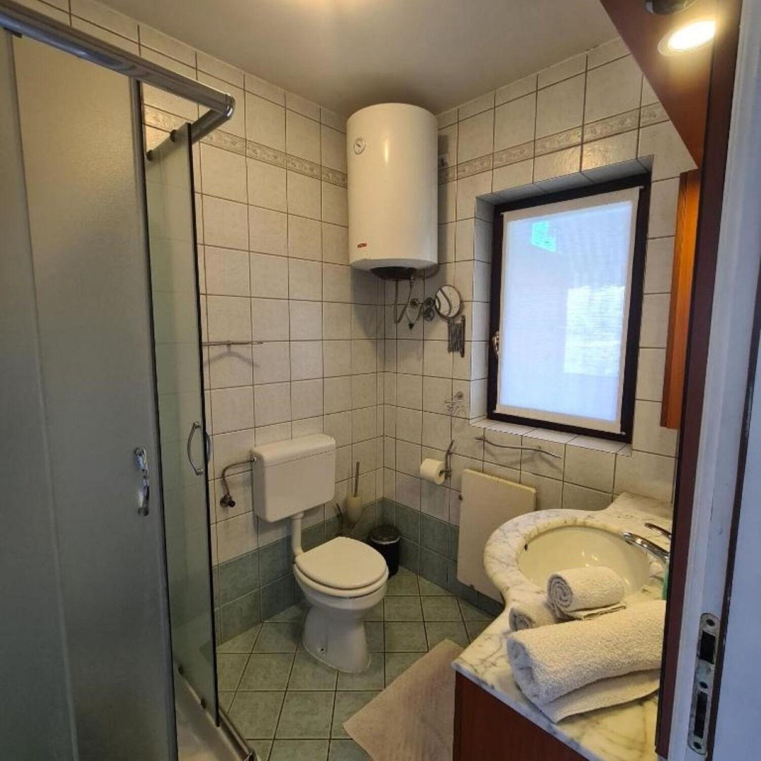 Apartments Berto - 500M To The Beach روفينج المظهر الخارجي الصورة