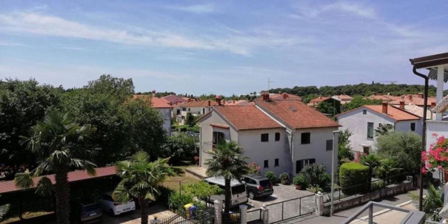 Apartments Berto - 500M To The Beach روفينج المظهر الخارجي الصورة